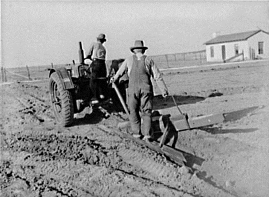 Building irrigation ditch. El Indio, Tx 1939
